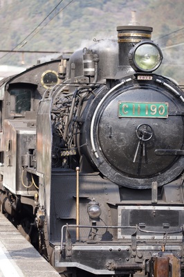 DSC00451蒸気機関車.jpg